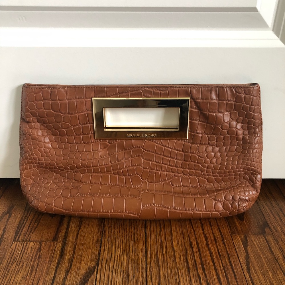 MK Clutch